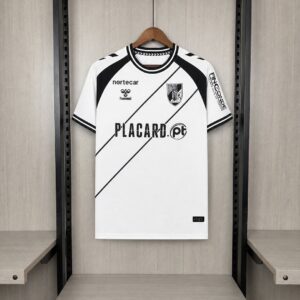 Vitória Guimarães S.C. - Primera equipación 26/27